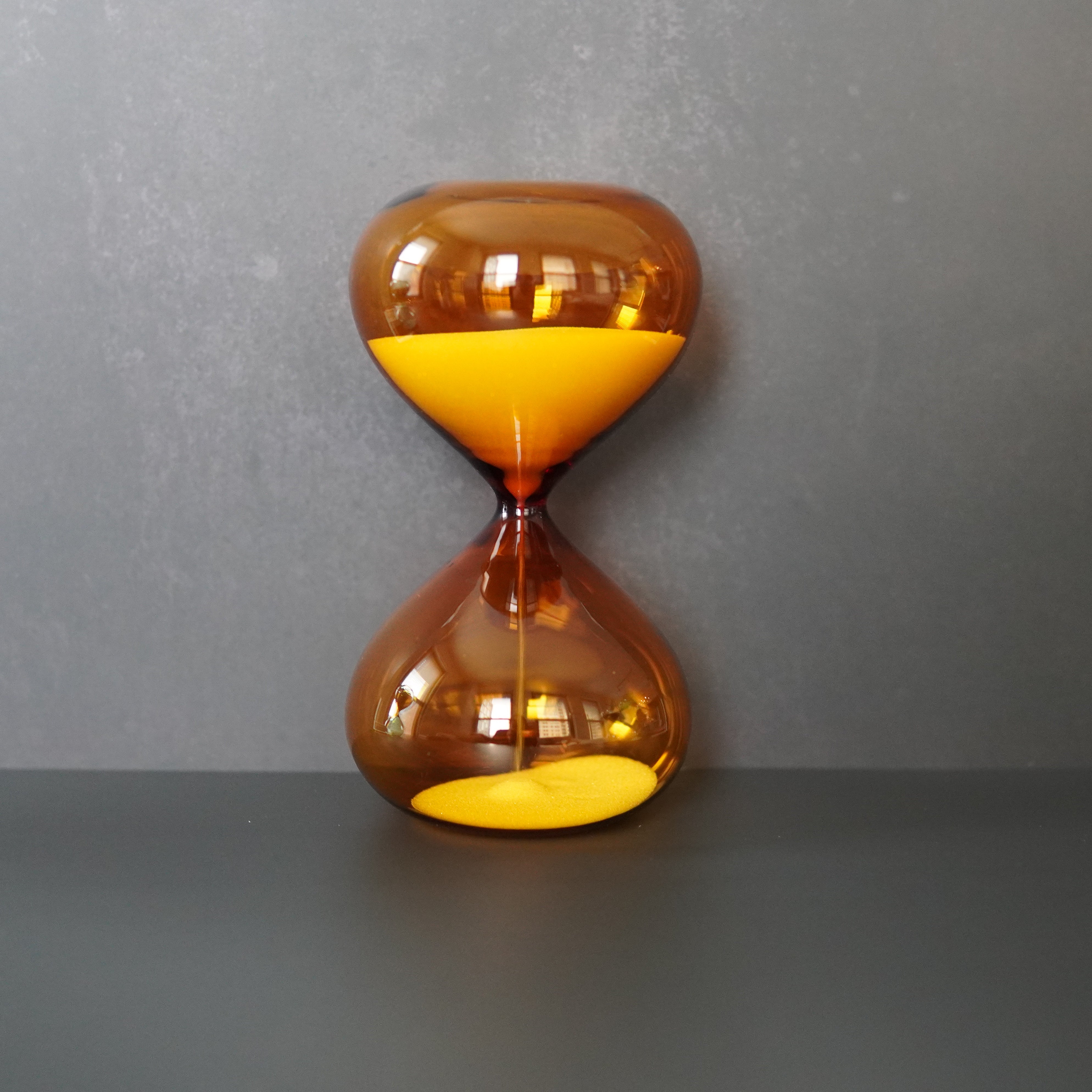 Hourglass by Hightide - 15 min