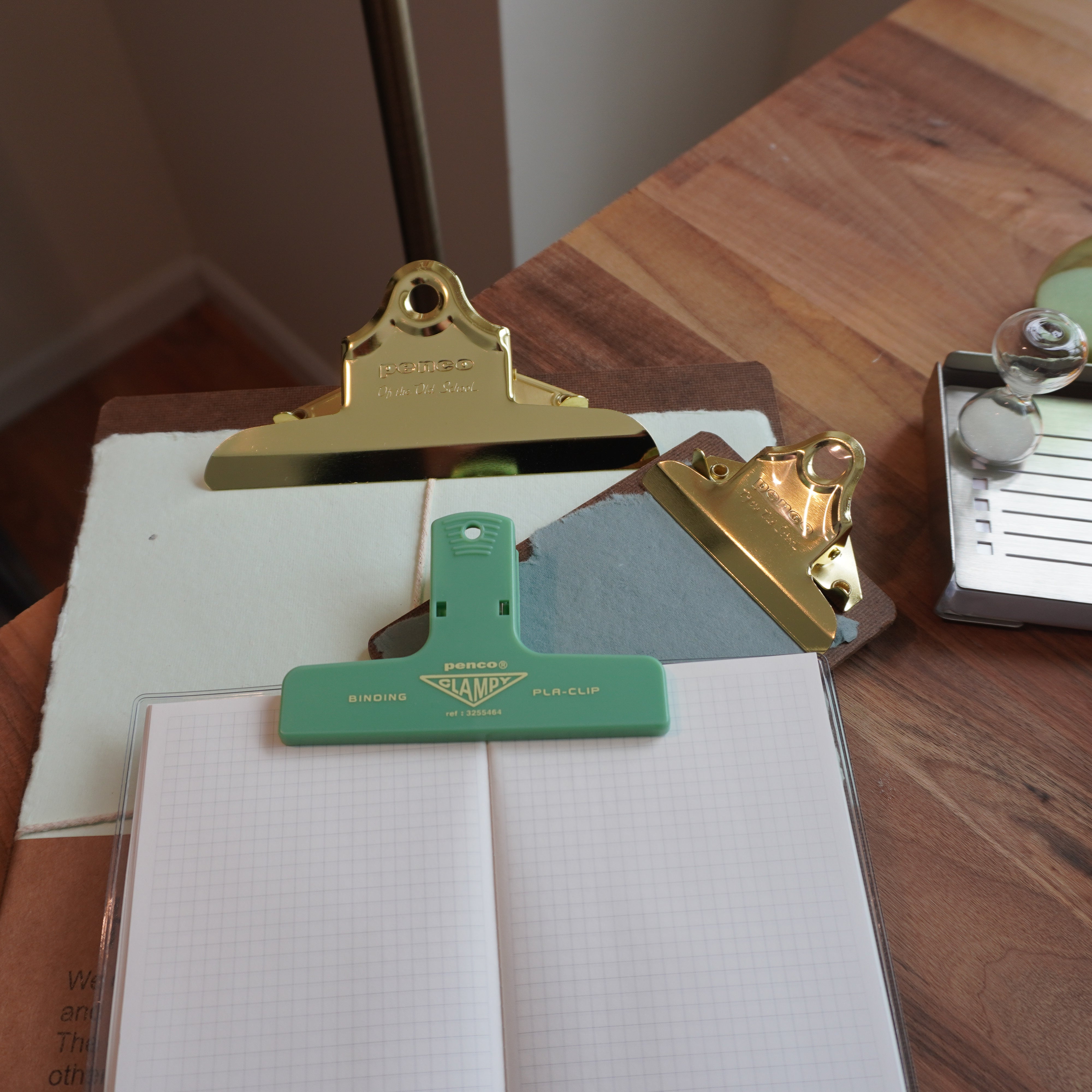 Hightide Old School Clipboard
