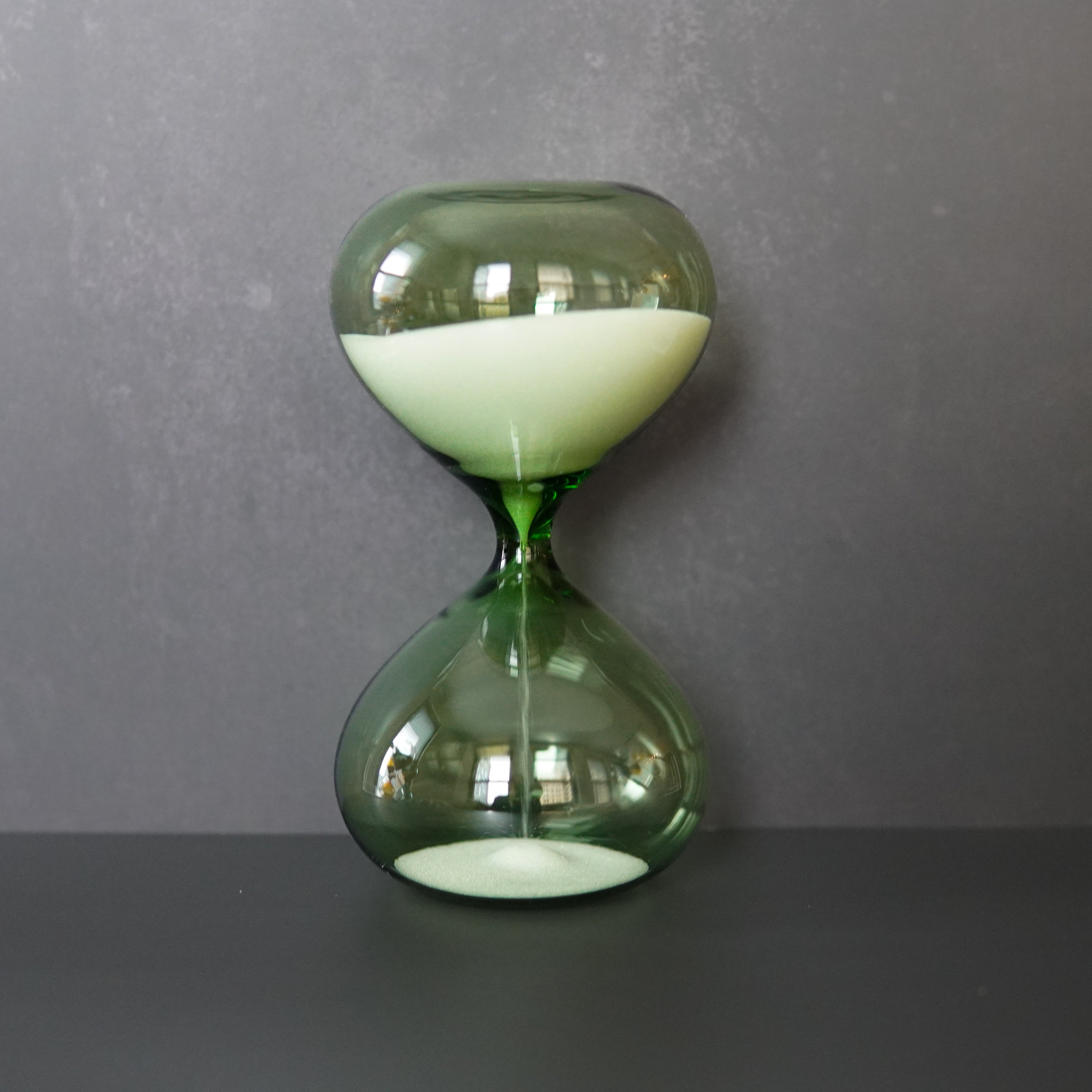 Hourglass by Hightide - 15 min