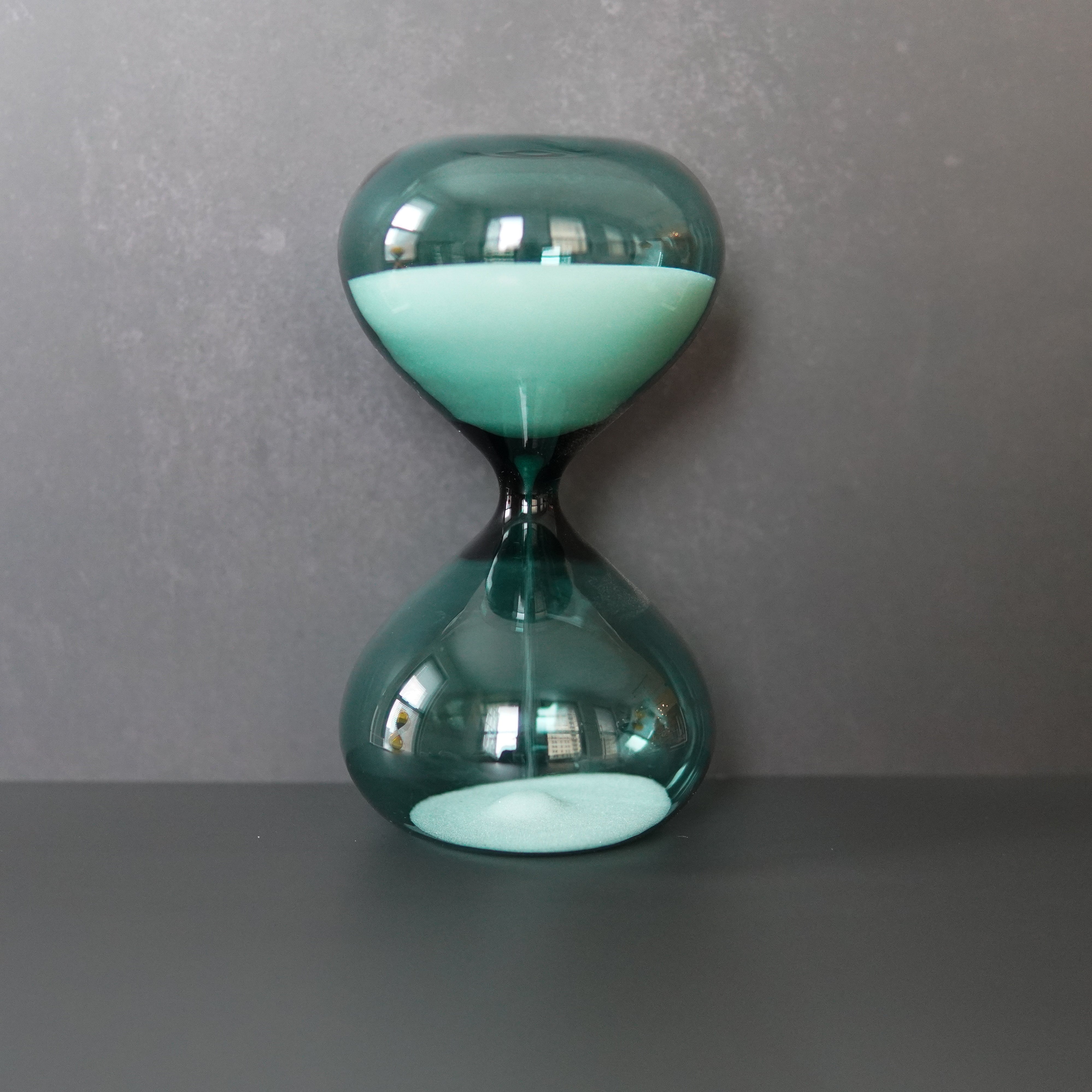 Hourglass by Hightide - 15 min